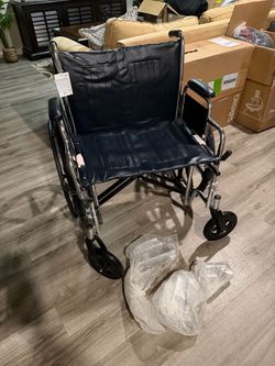 New Medline Extra Wide Bariatric Wheelchair.