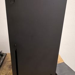 Xbox Series X + 2TB External Hard Drive + 35 Physical Games (Huge Bundle)