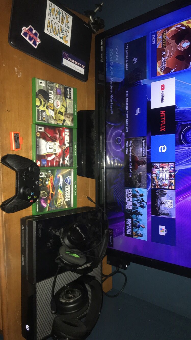 Xbox one with accessories