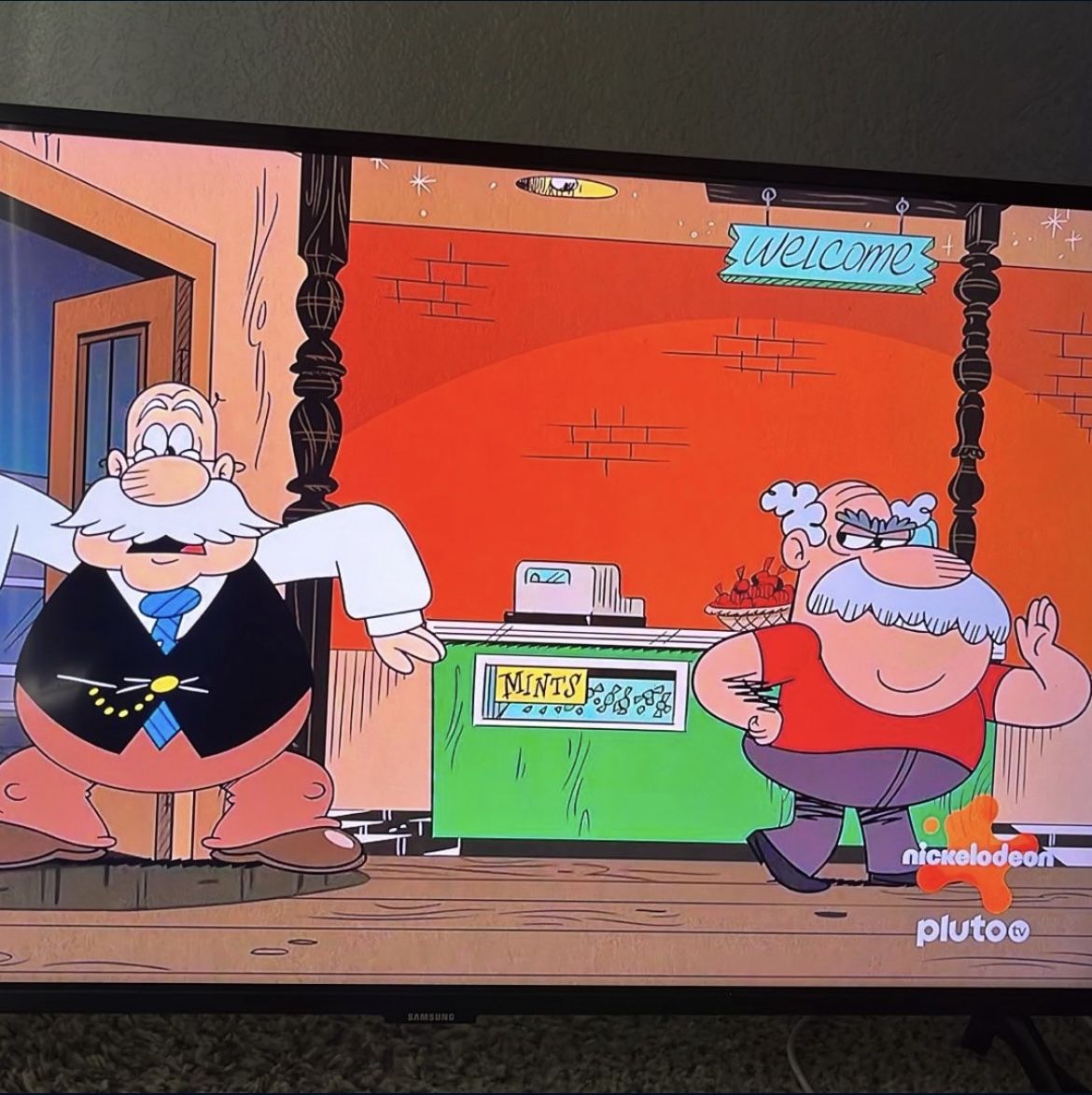 Samsung 4K QHD 32 Inch Smart Tv