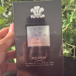 Creed Aventus 