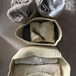 4 IKEA knit storage baskets 