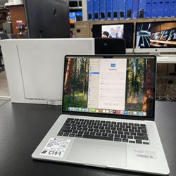 MacBook Air 15 inch 2025 24GB RAM 1TB SSD with Store Warranty And Financing Available!