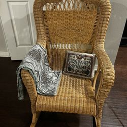 Traditional Natural Wicker Rocking Chair