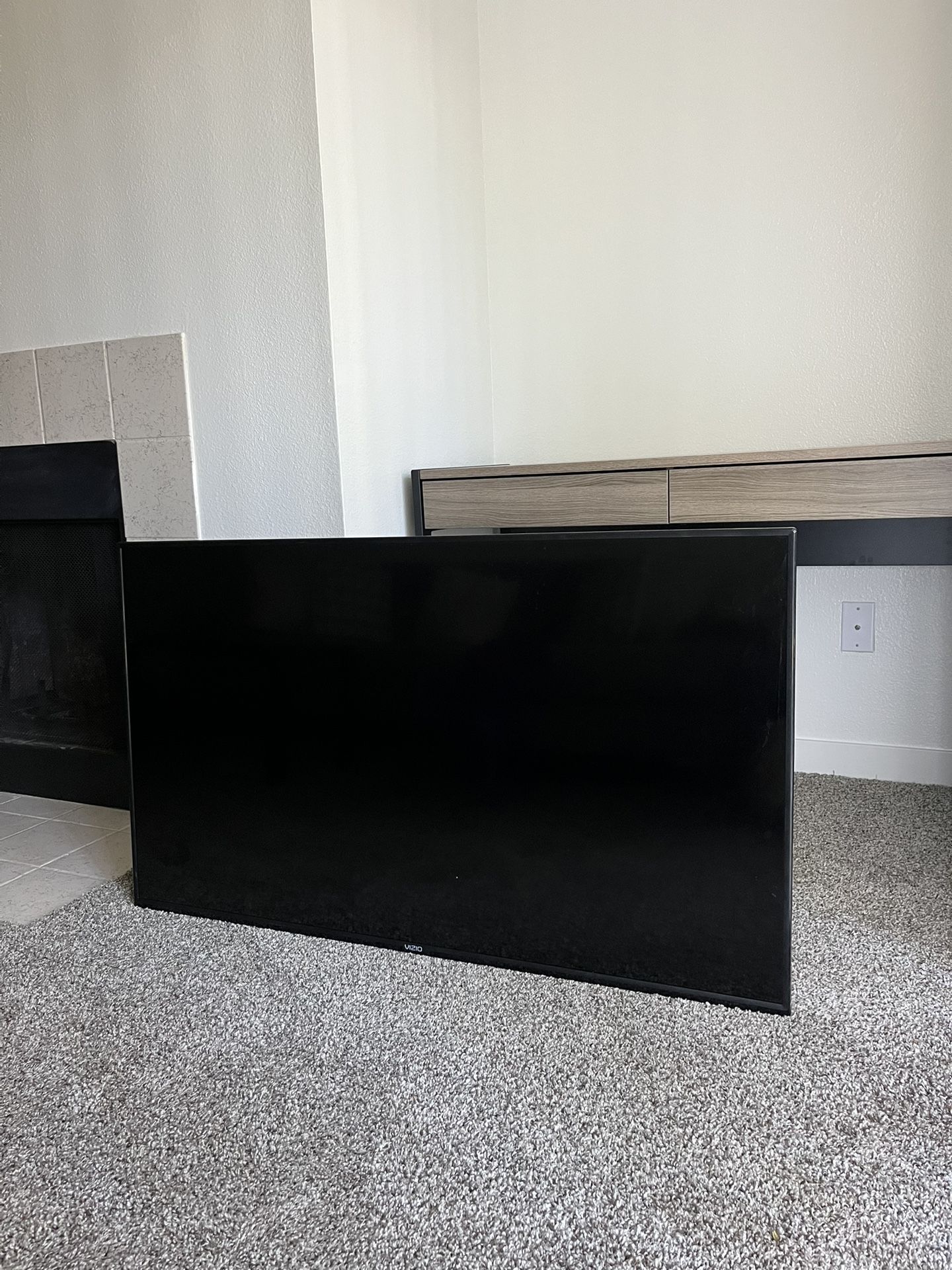 VIZIO TV 50”
