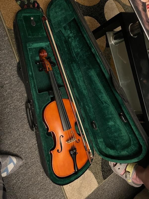 Full Size Violin