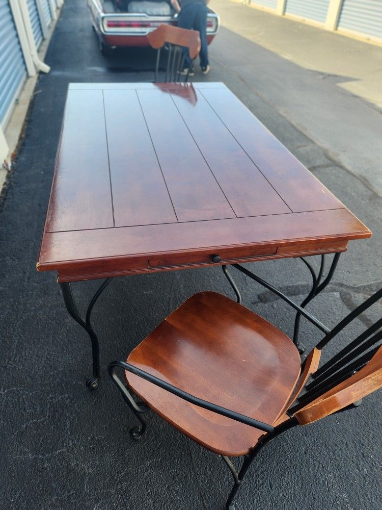 Kitchen Table And Chairs