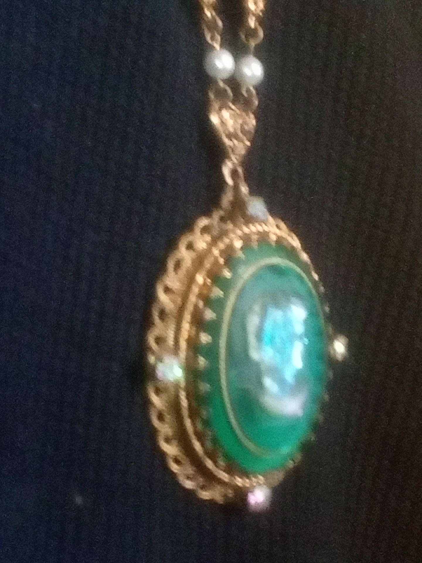West Germany VTG Green Glass CAMEO Necklace