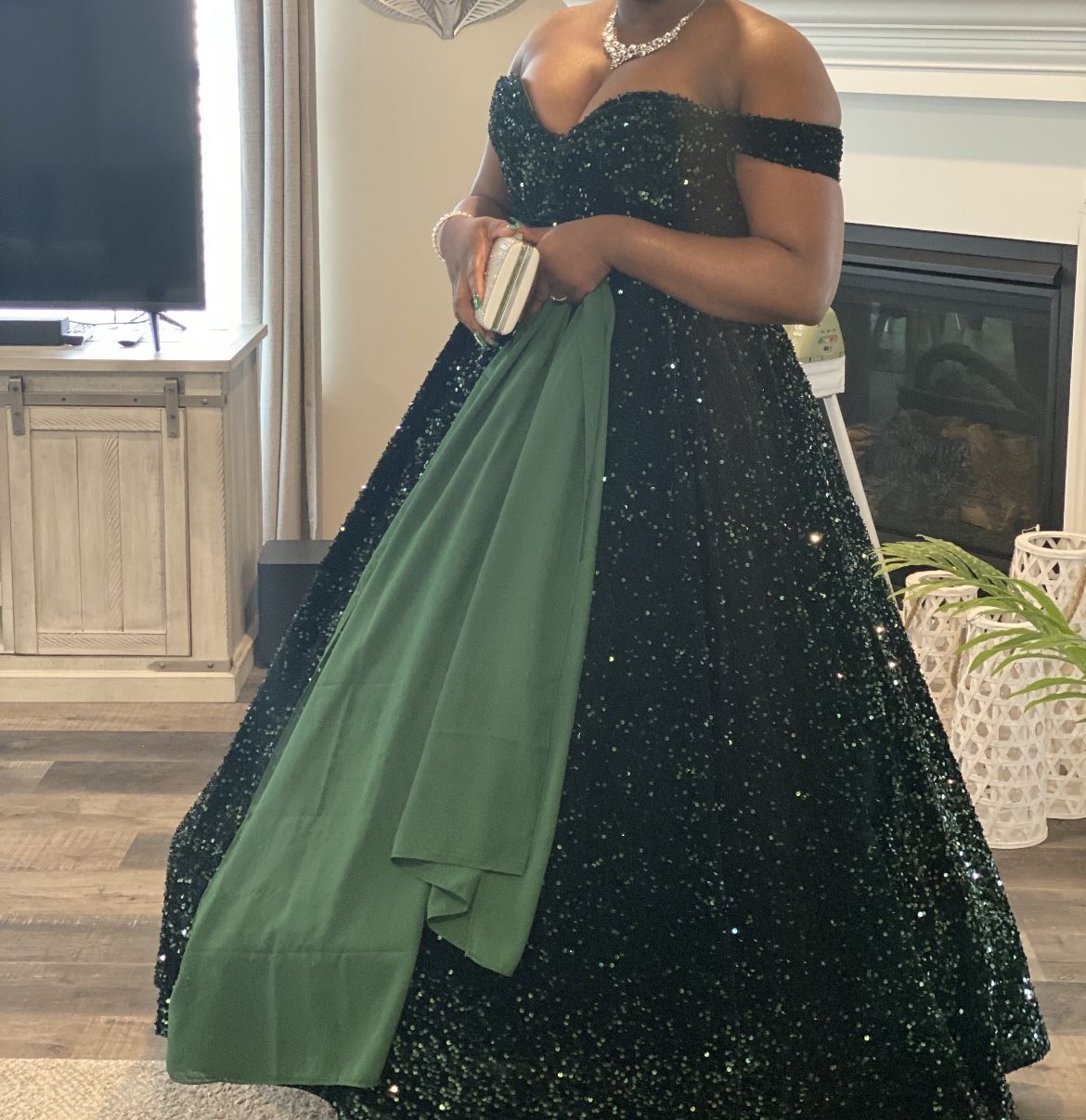 Emerald Green Prom Dress With Silver Accessories 