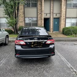 Toyota  Corolla 2011 S Sedan