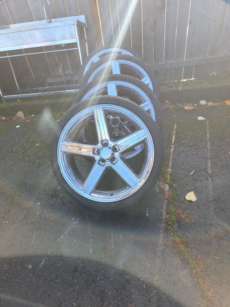 22inch Irock rims FIVE LUG 5X115