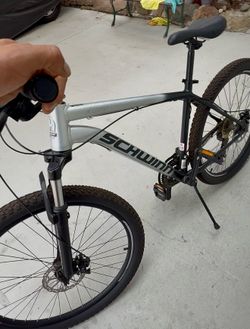 Schwinn 21 speed like new Mountain Bike