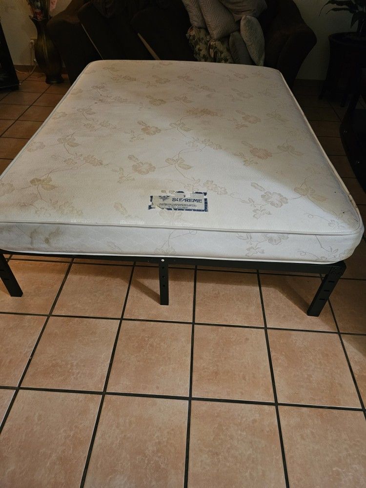 Queen Metal Bed Frame ,only Frame
