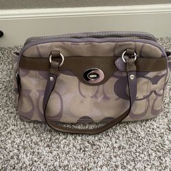 Coach Shoulder Bag 