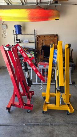 Engine hoists