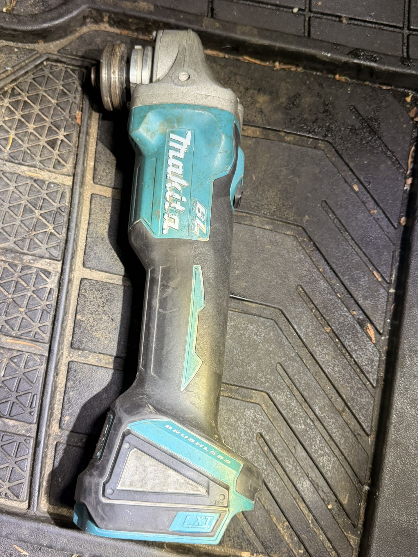 Makita Angle Grinder