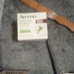 Aveeno 