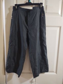 Juego De Pantalón Capri Y Chaqueta De Tela Tipo  Poliéster De SPORT.Size. Small.Nunca Usado.