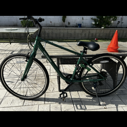 Barron Comfort Hybrid Bike - 7 Speed