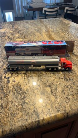 1975 Texaco Toy Tanker Truck 1995 Edition