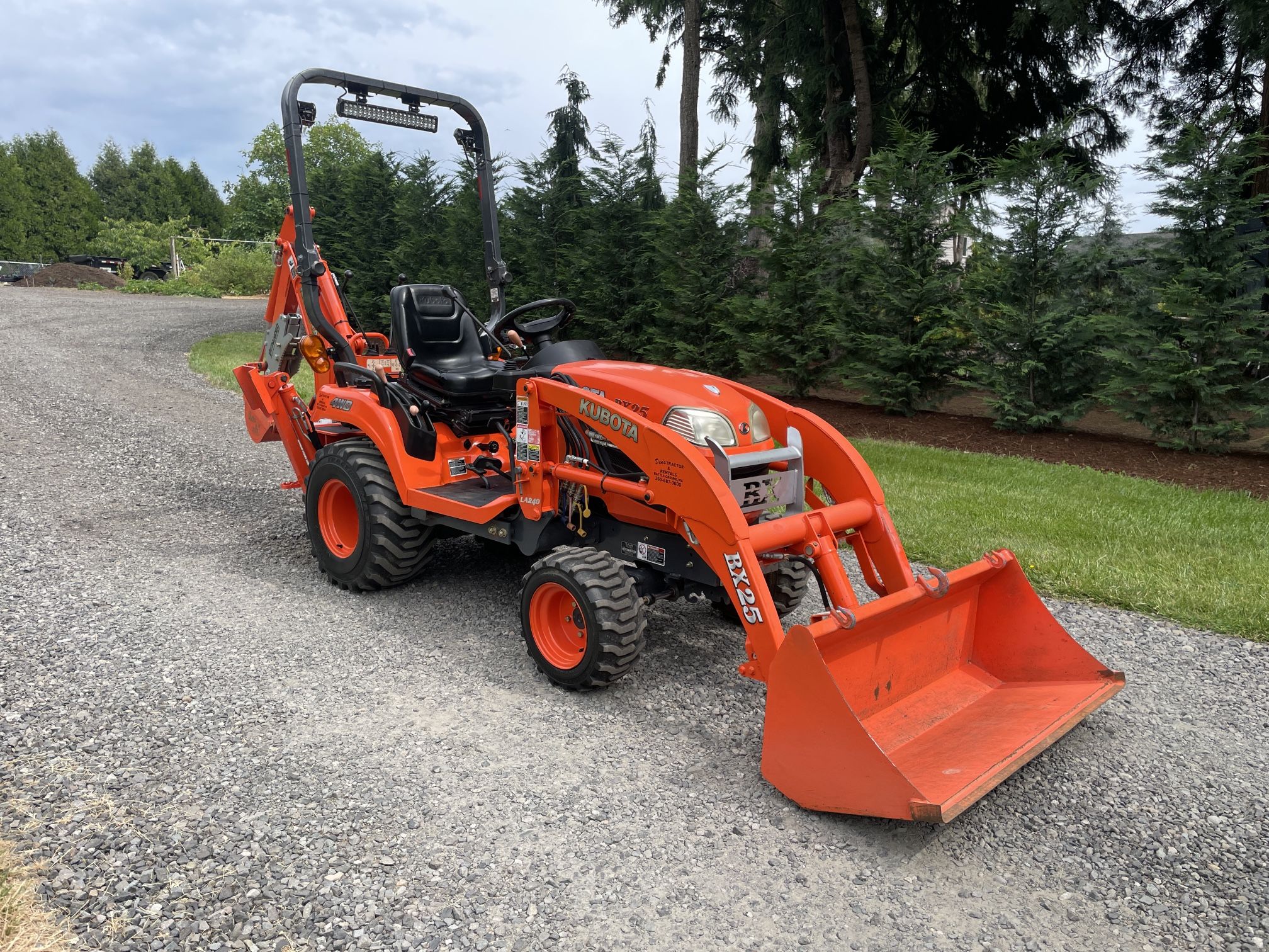 Kubota BX25 4x4 Diesel - Tractor, Loader, Backhoe - Low Hours