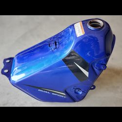 Suzuki DRZ 400 Fuel Tanks