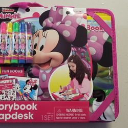 Minnie Mouse Storybook Lapdesk