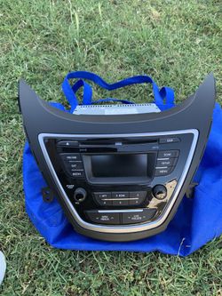2013 Hyundai Elantra OEM Stereo