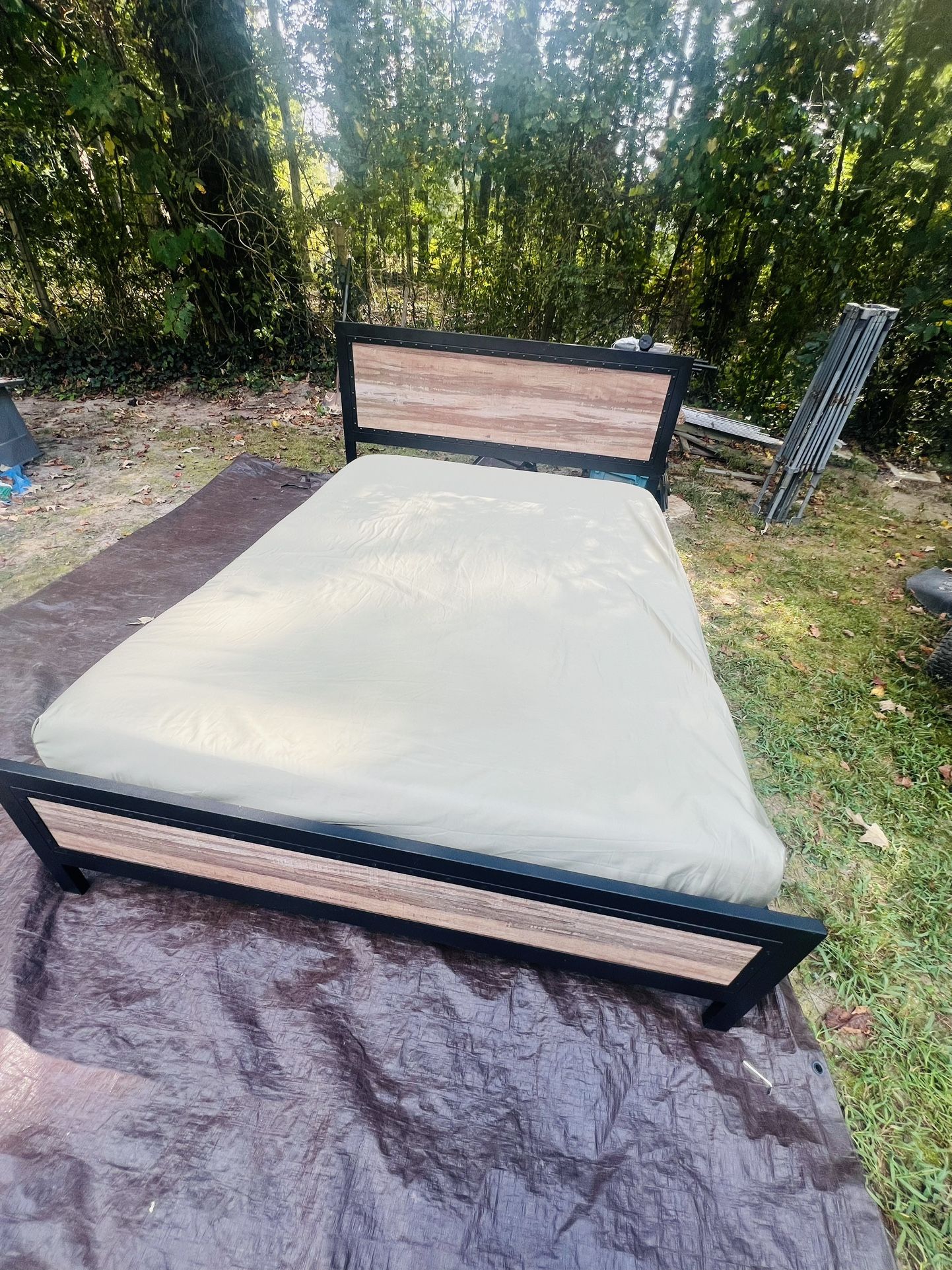 Queen Size Bed Frame And Mattresses $150 Perfect Conditions