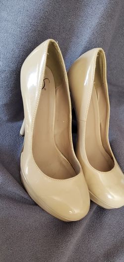 Size 9 High Heel Tan /nude Color 
