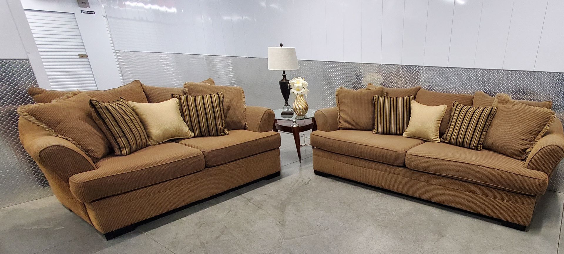 Beautiful Elegant plush Oversized Deep Seating Sofa And Matching