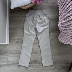 Women’s Pants
