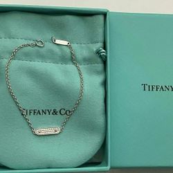 Tiffany & Co. 18k White gold 750 Bar Tag Chain Diamond Bracelet Size Small