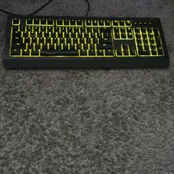 Razer Cynosa V2 LED Keybard