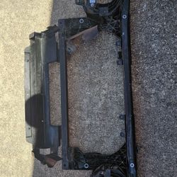 Jeep Wrangler 2007-18 Black Assembly Radiator Support (contact info removed)6AD
