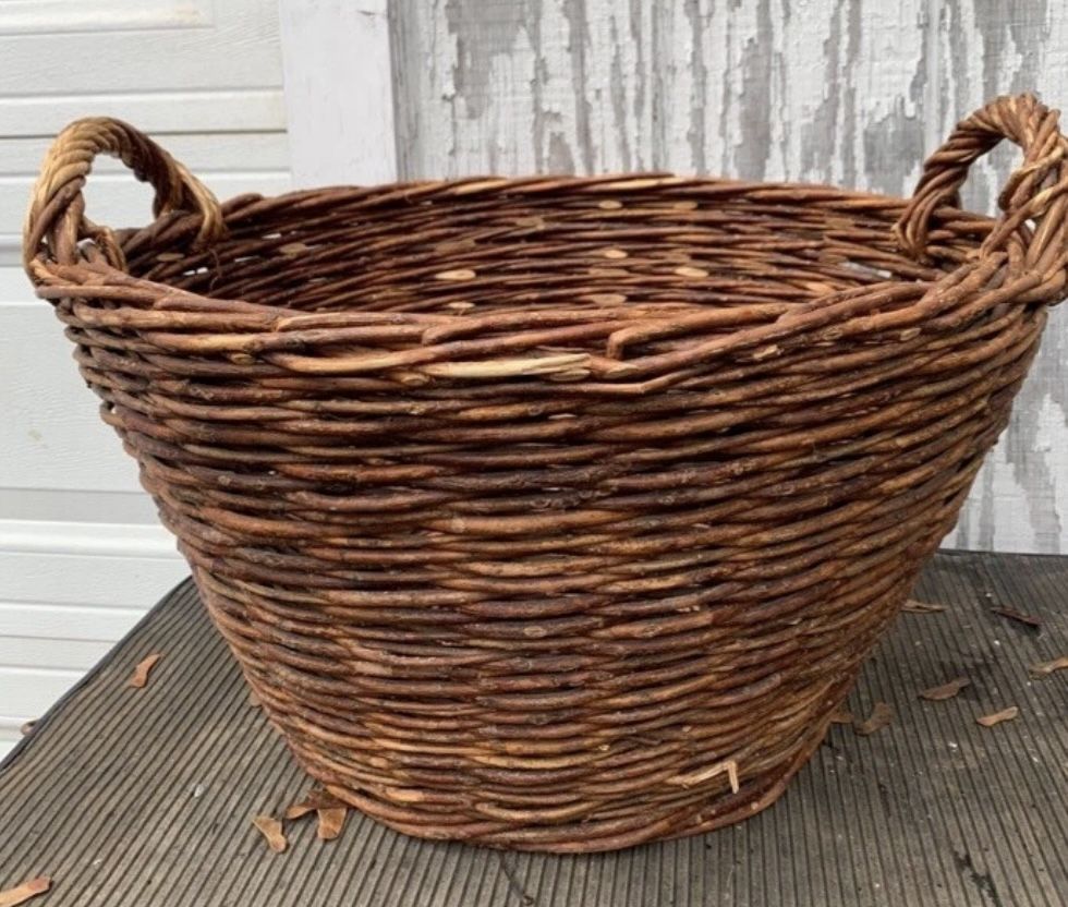 Vintage Large Wicker Basket with Handles Rustic Farmhouse Storage Laundry 21x14”