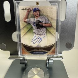 2017 TOPPS 18 /40 COREY SEAGER