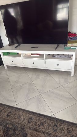 White Dresser