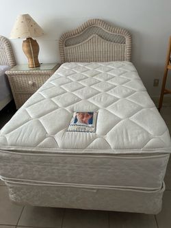 Twin Bedroom Set - Included Bed, Mattress, Chest Drawer, Bedside Drawer and lamp