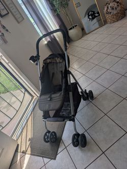 Evenflo Reversi Lightweight Reversible Stroller