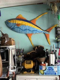 Metal art, 4 foot yellowfin, tuna, beautiful wall hanger