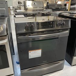 Frigidaire Gallery Black Stainless Steel 30” Front Control Electric Range With Air Fry 