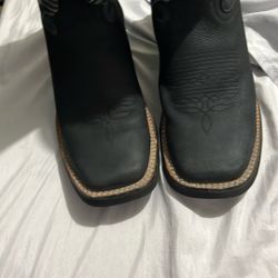 Black Cowboy Boots Size 6.5