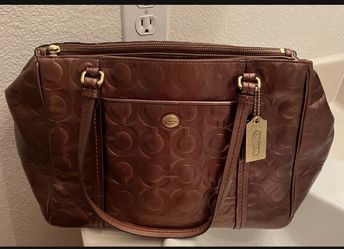 bronze colored wallet COACH excellent condition  