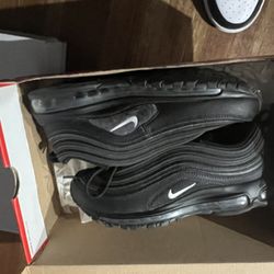 Nike Air Max Size 7.5
