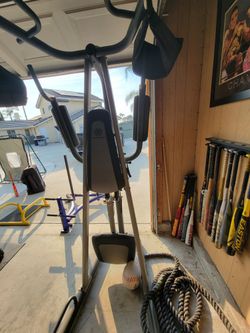 Pull Up Machine