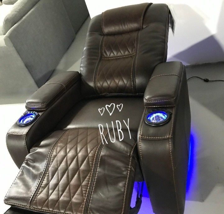 Brand new | Composer Brown Power Recliner | USB Port| LED Night @ Sameday Delivery