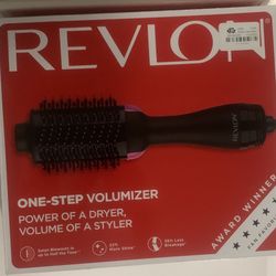 Brand New Revlon Brush 