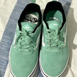 vans mens new skating shoes 8 