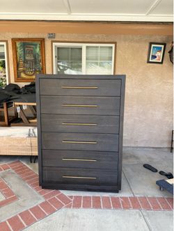 Modern 6-Drawer Tall Dresser – Dark Wood Finish – Excellent Condition (Dresser, Chest of Drawers, Bedroom Furniture, Storage Cabinet, Modern Furniture